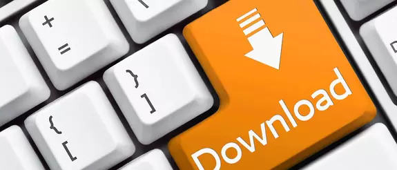 Toetsenbord met een oranje download-toets.