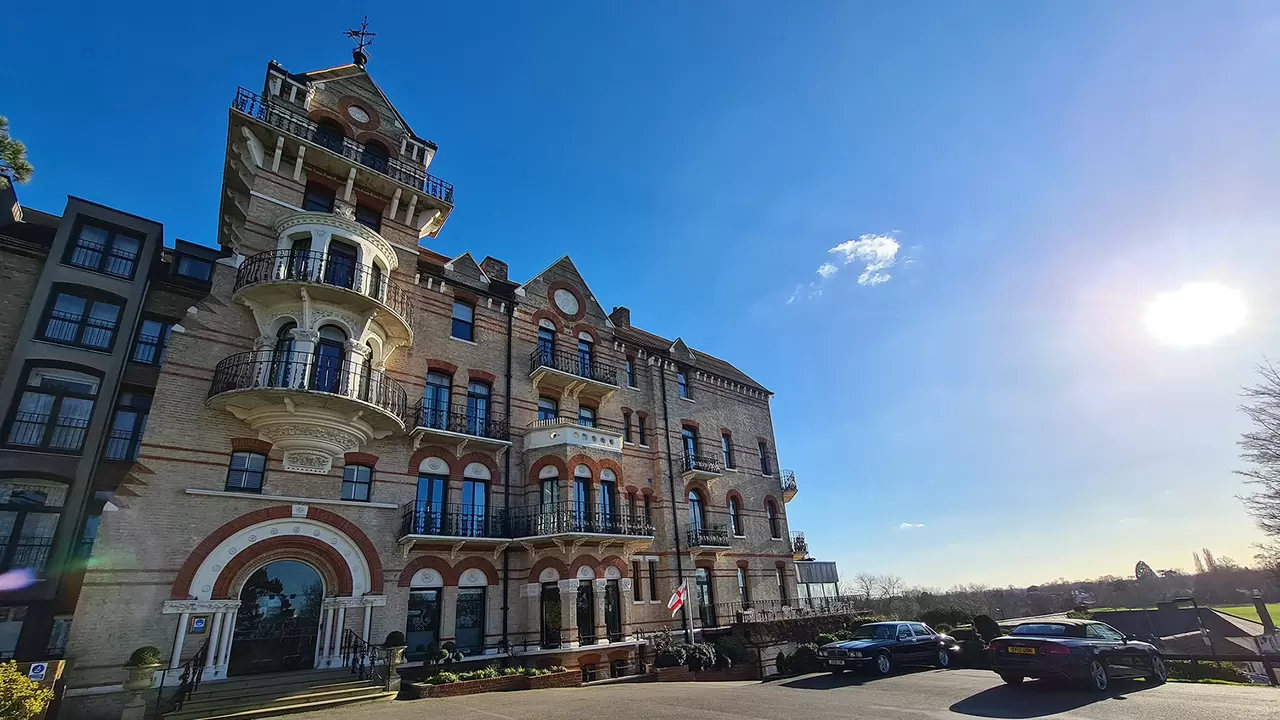 Exterior of the Petersham Hotel