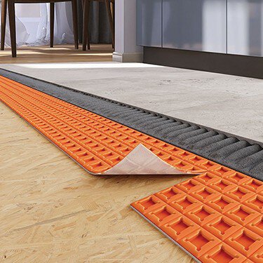 Pourquoi choisir les membranes de désolidarisation autocollantes?