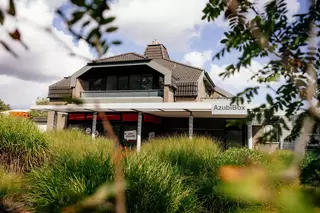 Untersicht auf das Azubi-Geb&auml;ude "AzubiBox"