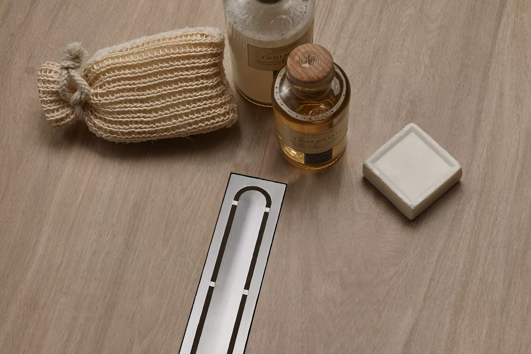 Schl&uuml;ter-Systems Kerdi-Line-Vario wins the Red Dot Award for Product Design.