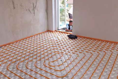 BEKOTEC-THERM pos&eacute; dans un b&acirc;timent neuf.
