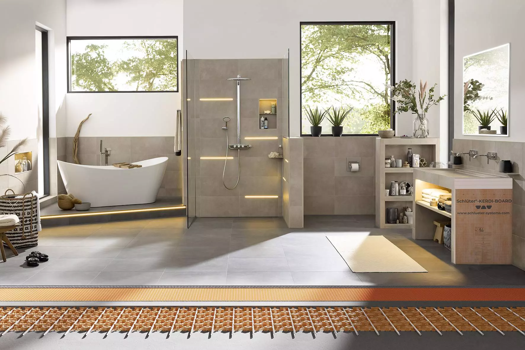 Moderne, royale badkamer die met een vloerverwarming van Schl&uuml;ter-Systems is uitgerust en geen verwarmingselementen aan de wanden nodig heeft.