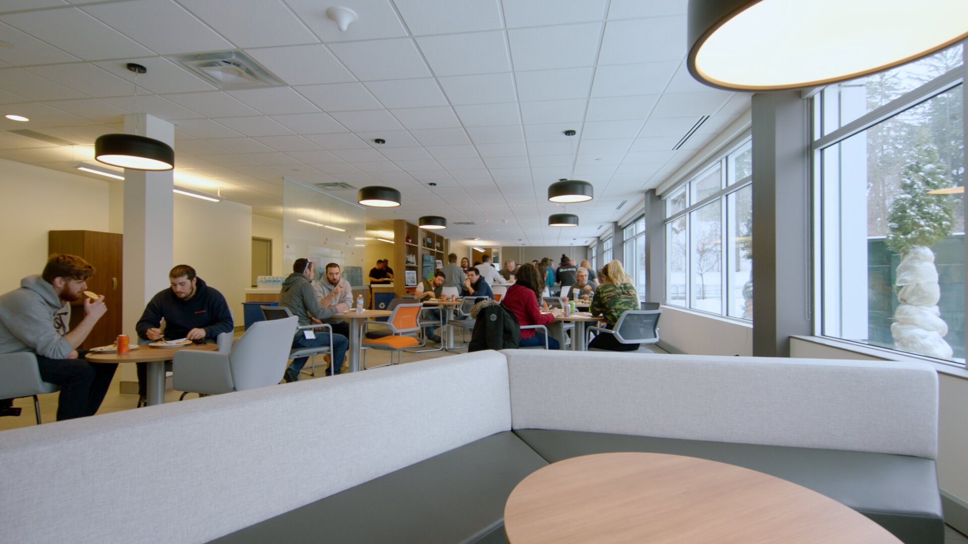 corp_ Montreal_education_004.png