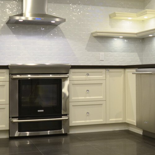 Kitchen in Contrast