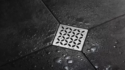 Schl&uuml;ter-KERDI-DRAIN-STYLE son rejillas de dise&ntilde;o fabricadas en acero inoxidable cepillado que se utilizan con los sistemas de sumidero de la serie Schl&uuml;ter-KERDI-DRAIN.